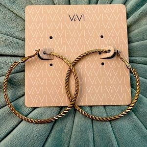 New ViVI earrings